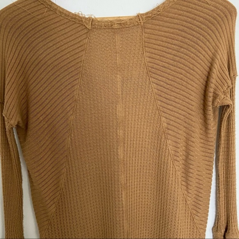 Free People Ventura thermal‎ mustard gold tunic top long sleeve boho XS - Picture 4 of 8